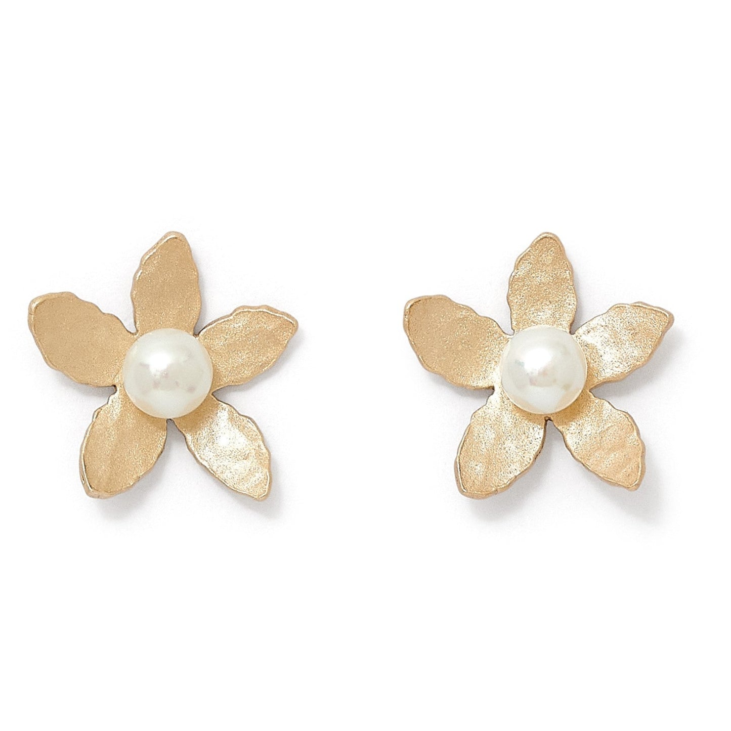 Vita gold flower stud earrings with cultured freshwater pearls