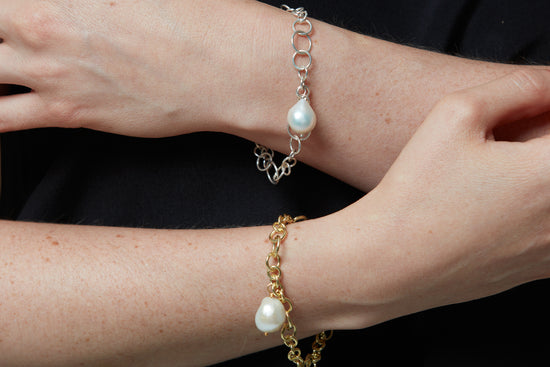 Decus baroque cultured freshwater pearl drop on chunky gold chain bracelet