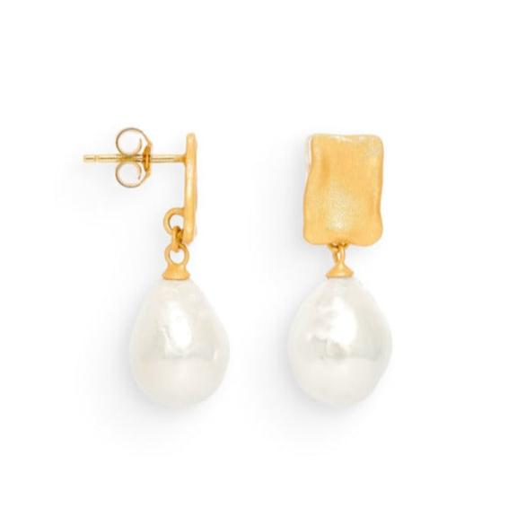 
                  
                    Decus gold stud earrings with large baroque cultured freshwater pearl drop earrings
                  
                