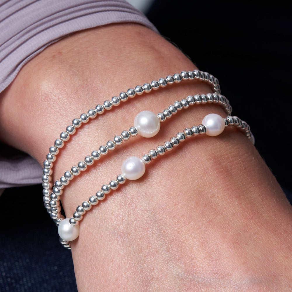 
                  
                    Credo Silver Bracelet With Cultured Freshwater Pearls
                  
                