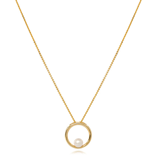 Credo gold circle pendant with cultured freshwater pearl