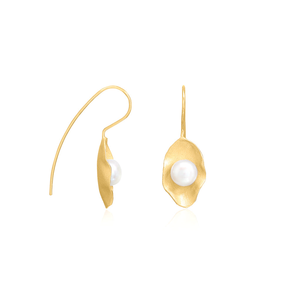 Vita Cultured Freshwater Pearl Pea Pod Drop Earrings in Gold