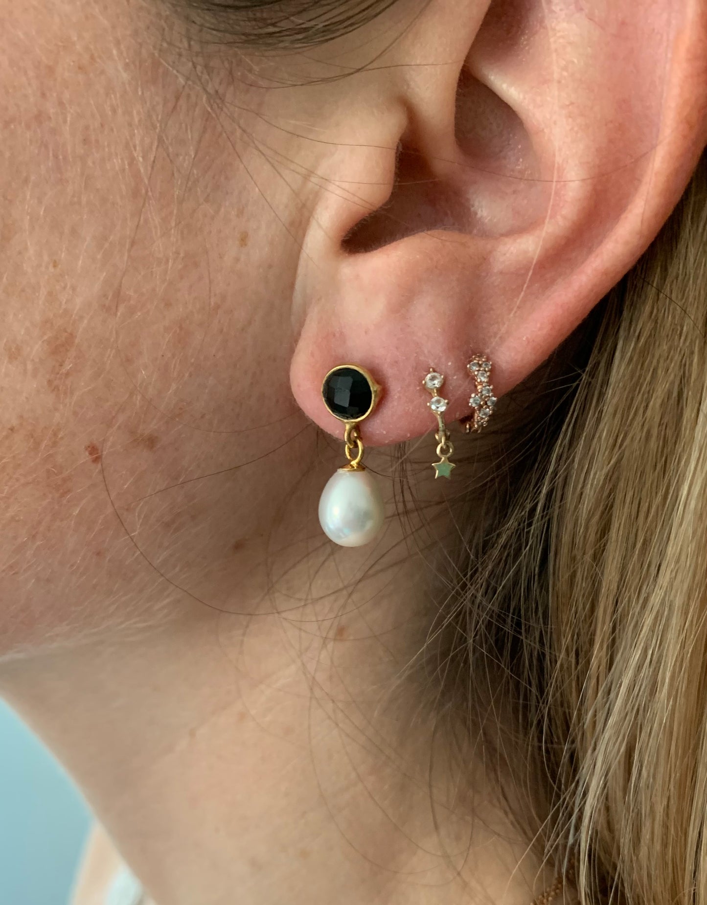 Clara spinel & cultured freshwater pearl drop earrings